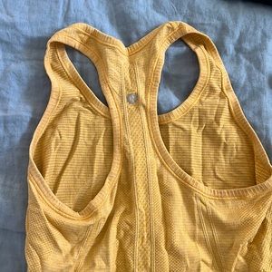 Lululemon size 6 swiftly tech racer back yellow